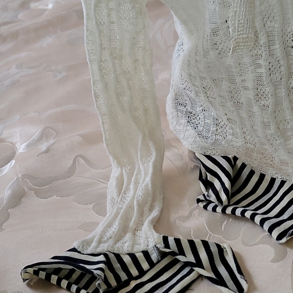 Top - Picture 3 of 10